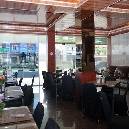 Ren'Z Hotel Bangka Island  Экстерьер фото
